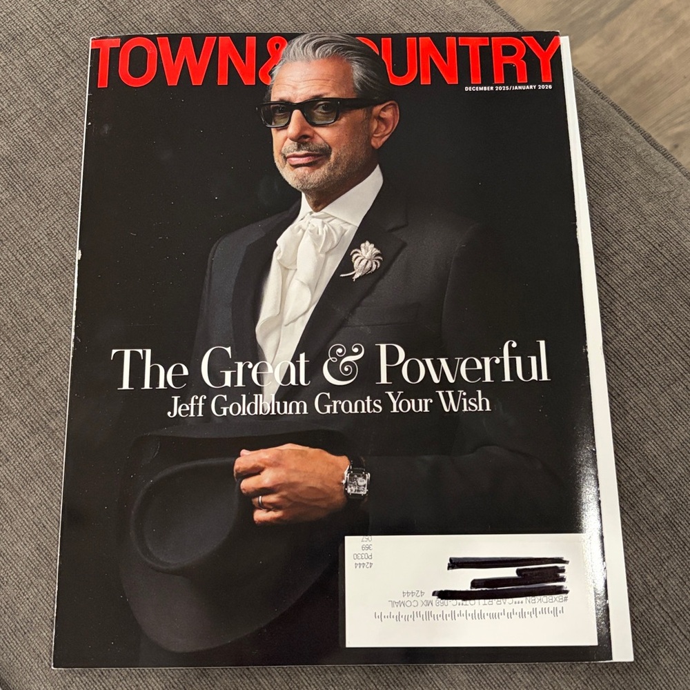 Town & Country Magazine - Dec 2025/Jan 2026 - Jeff Goldblum    magazines wicked